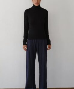 The Baby Rib Turtleneck